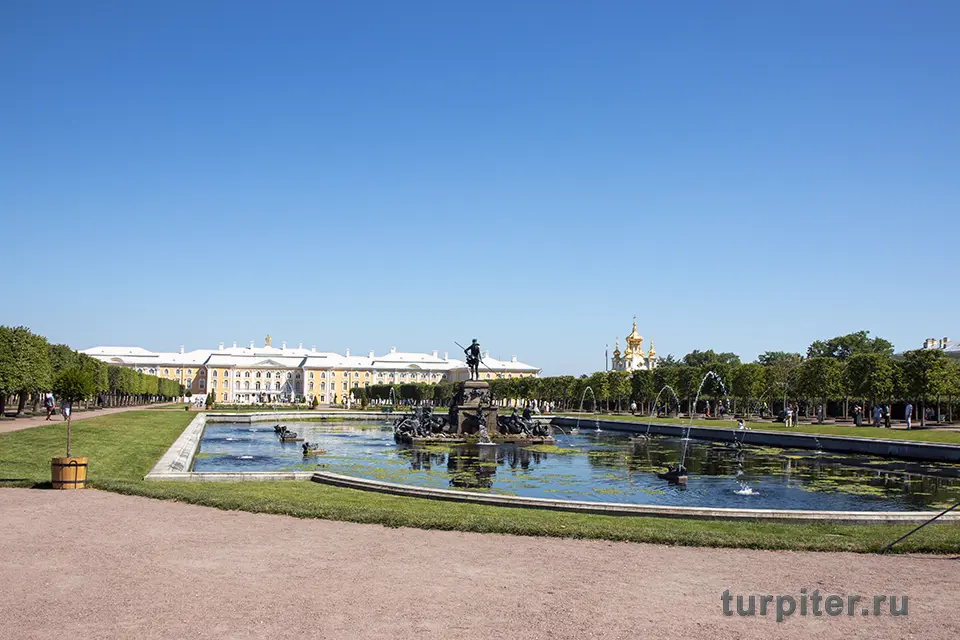 верхний сад вход бесплатно петергоф фонтан дворец