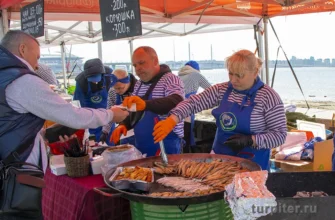 много корюшки на празднике продают в Санкт-Петербурге