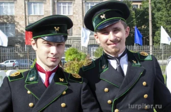 студенты Политехнического Университета Петра Великого