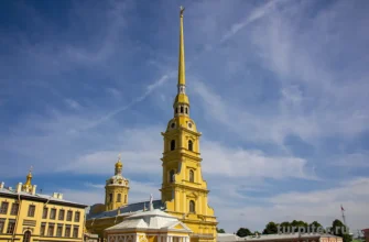 Шпиль Петропавловской крепости
