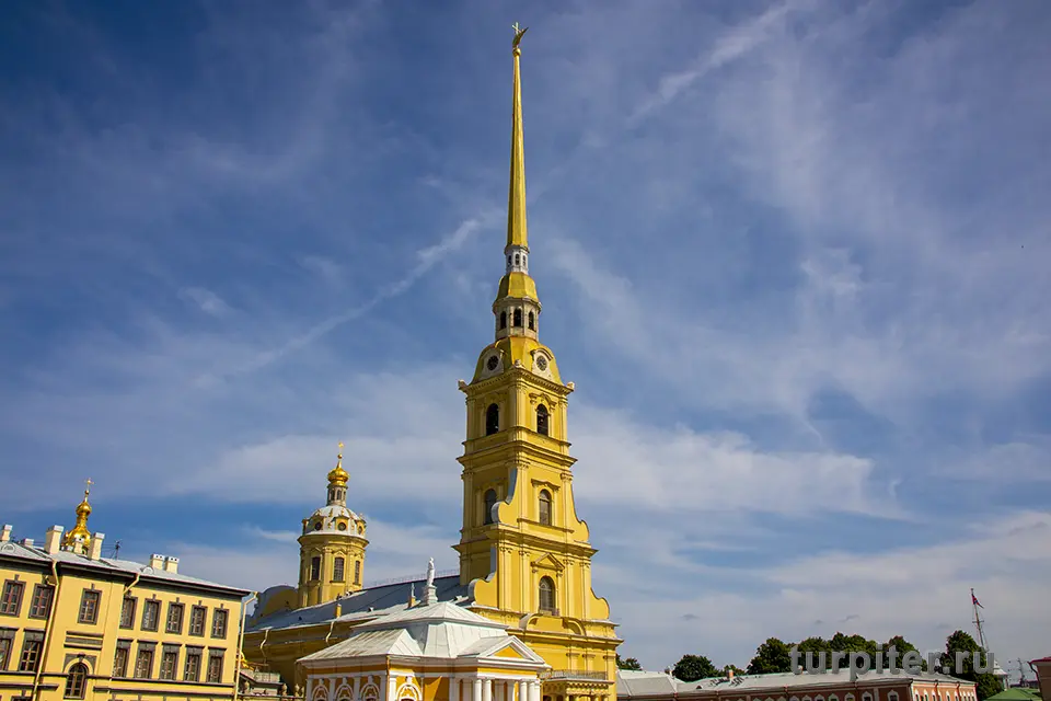 Шпиль Петропавловской крепости