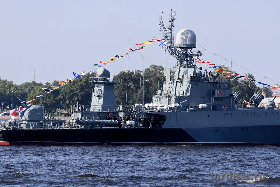 военный корабль