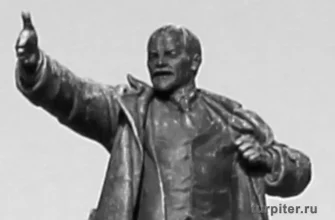 памятник Ленину финляндский вокзал